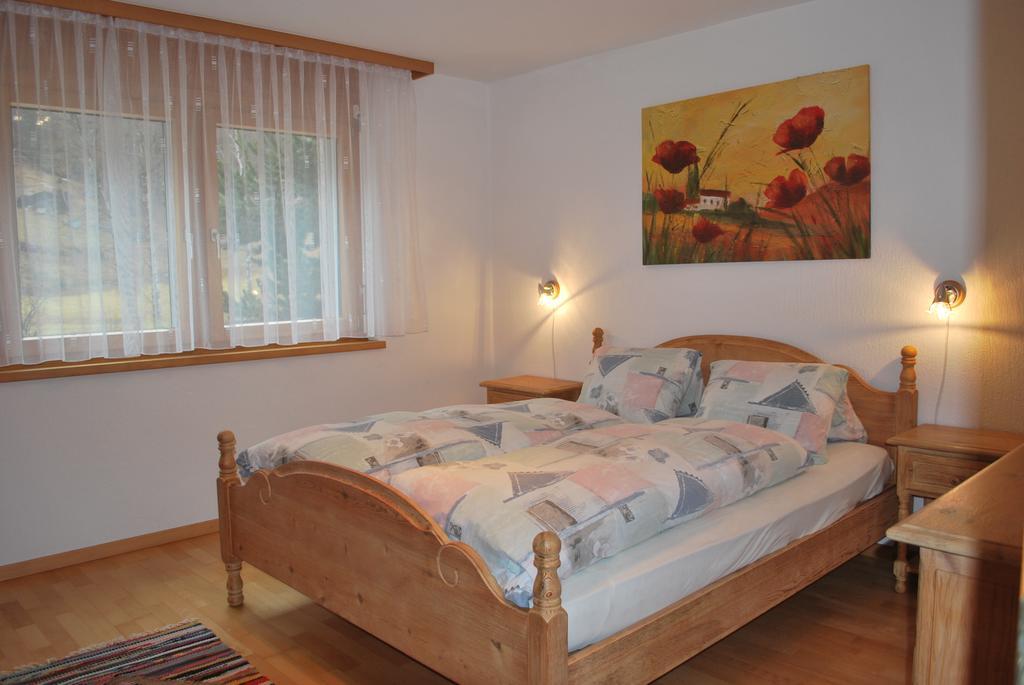 Aquarell Apartments Saas-Grund Habitación foto
